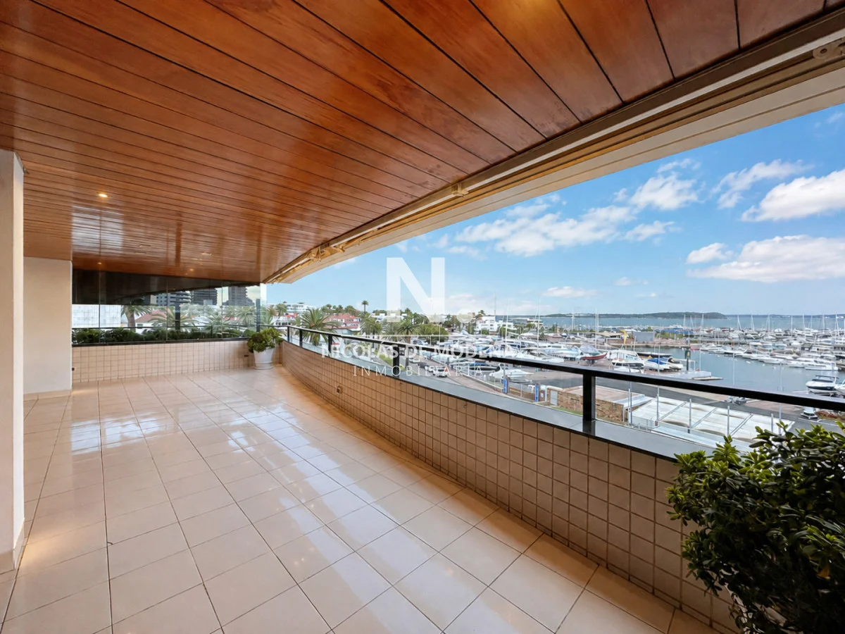 Apartamento en Puerto, propiedad 135745 -Imagen 16