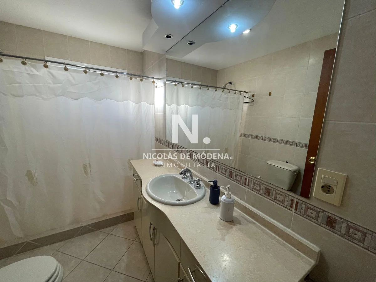 Casa en Playa Mansa, propiedad 192045 -Imagen 10