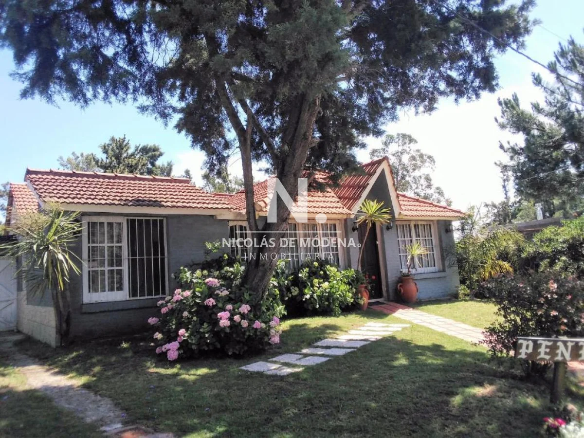 Casa en Jardines de Córdoba, propiedad 198126 -Imagen 1