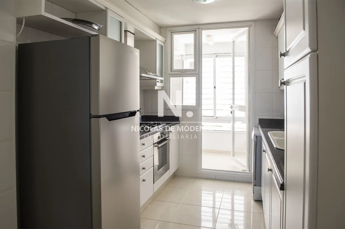 Apartamento en Playa Mansa, propiedad 22809 -Imagen 11