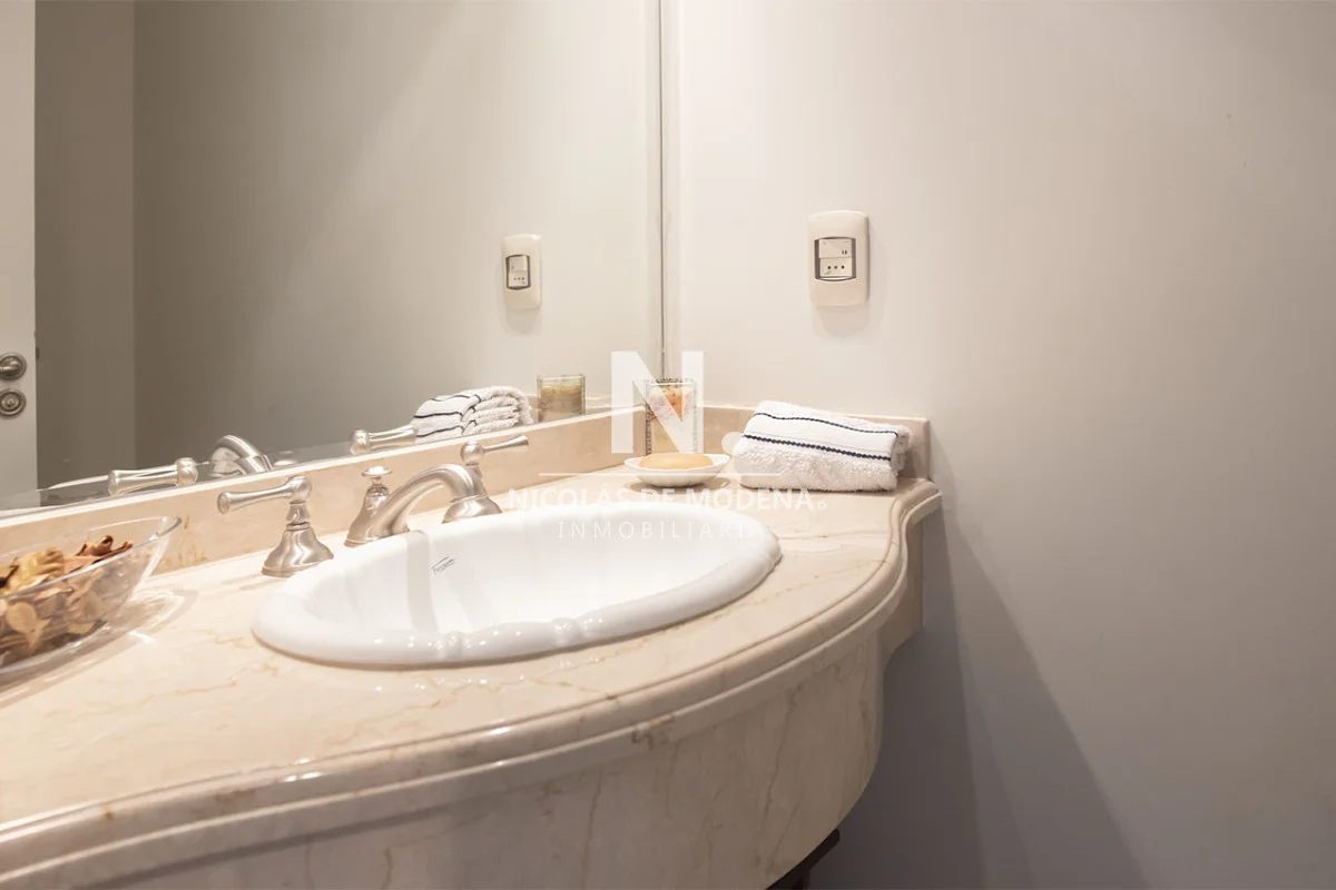 Apartamento en Playa Mansa, propiedad 22809 -Imagen 15