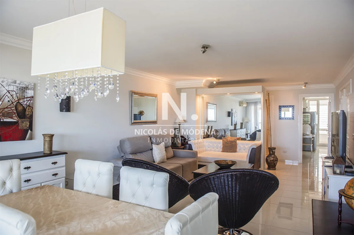Apartamento en Playa Mansa, propiedad 22809 -Imagen 6
