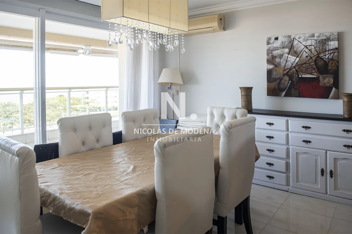 Apartamento en Playa Mansa, propiedad 22809 -Imagen 7
