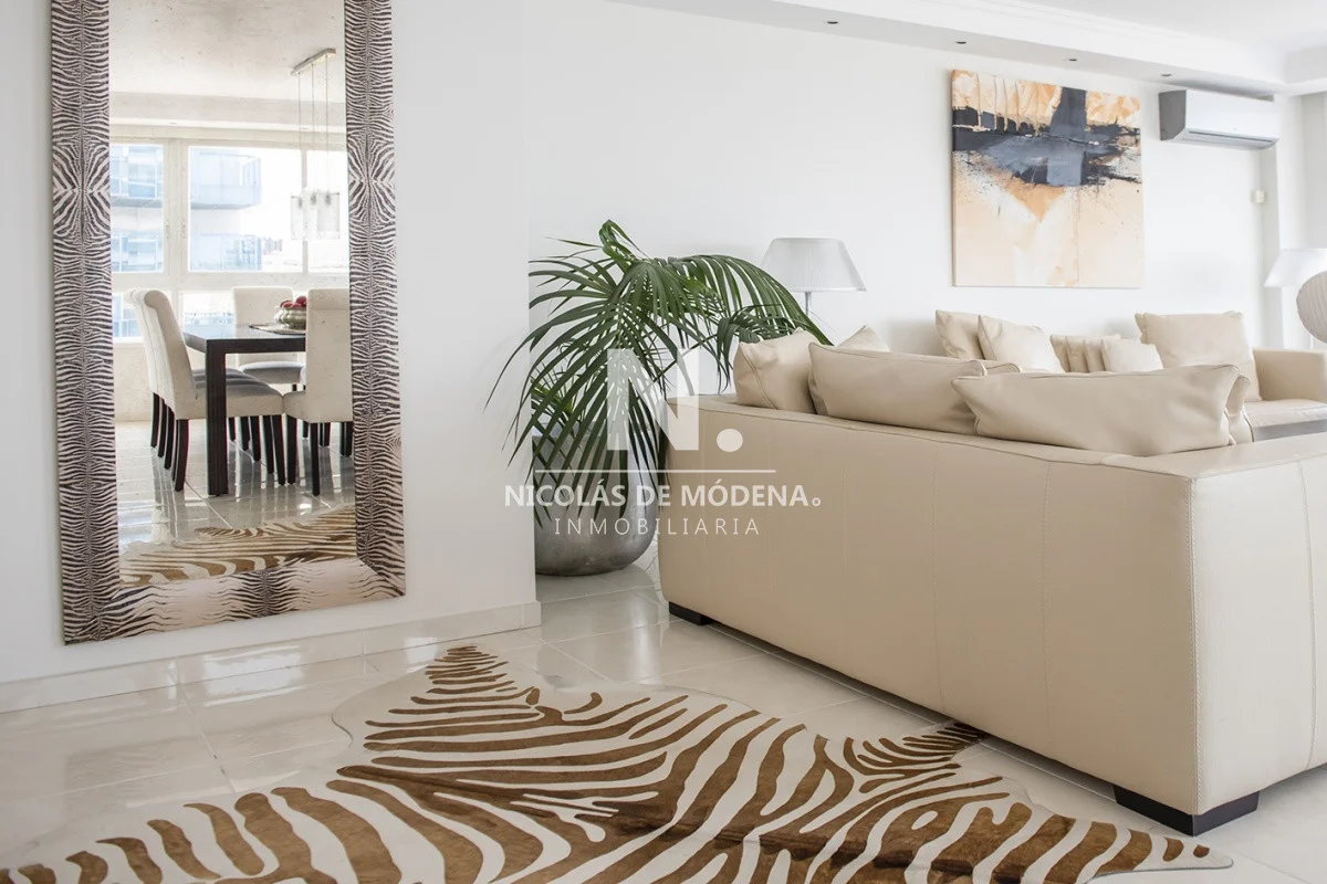 Apartamento en Playa Mansa, propiedad 22816 -Imagen 11