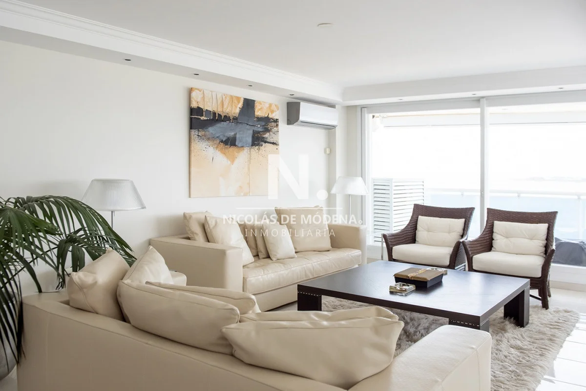 Apartamento en Playa Mansa, propiedad 22816 -Imagen 7