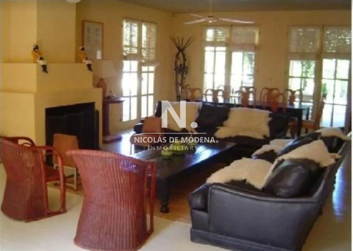 Casa en Playa Brava, propiedad 23495 -Imagen 2