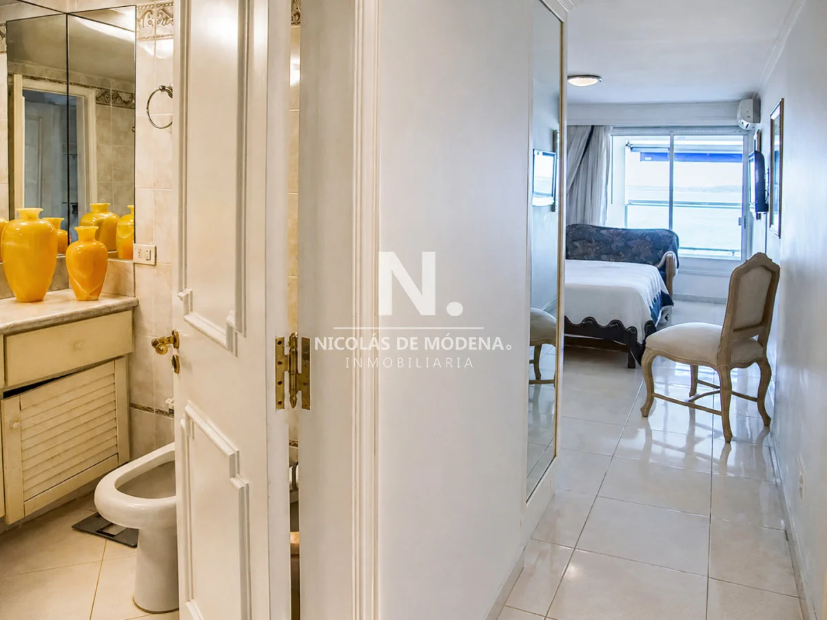 Apartamento en Playa Mansa, propiedad 23535 -Imagen 15