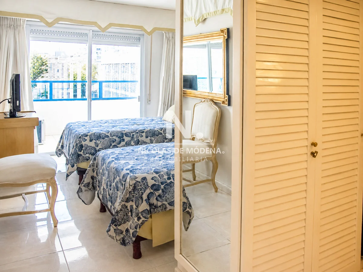 Apartamento en Playa Mansa, propiedad 23535 -Imagen 19