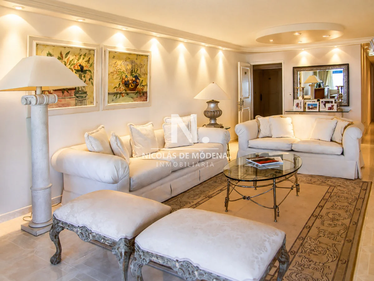 Apartamento en Playa Mansa, propiedad 23535 -Imagen 3