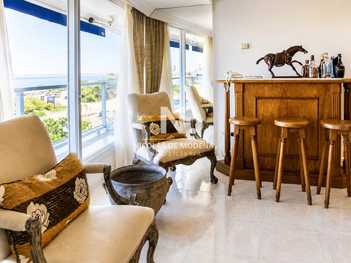 Apartamento en Playa Mansa, propiedad 23535 -Imagen 5