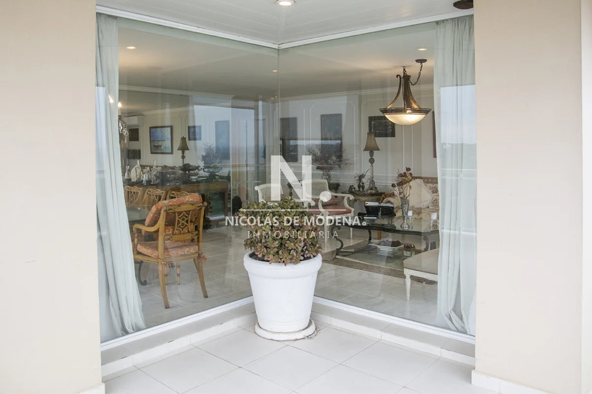 Apartamento en Playa Mansa, propiedad 23951 -Imagen 6