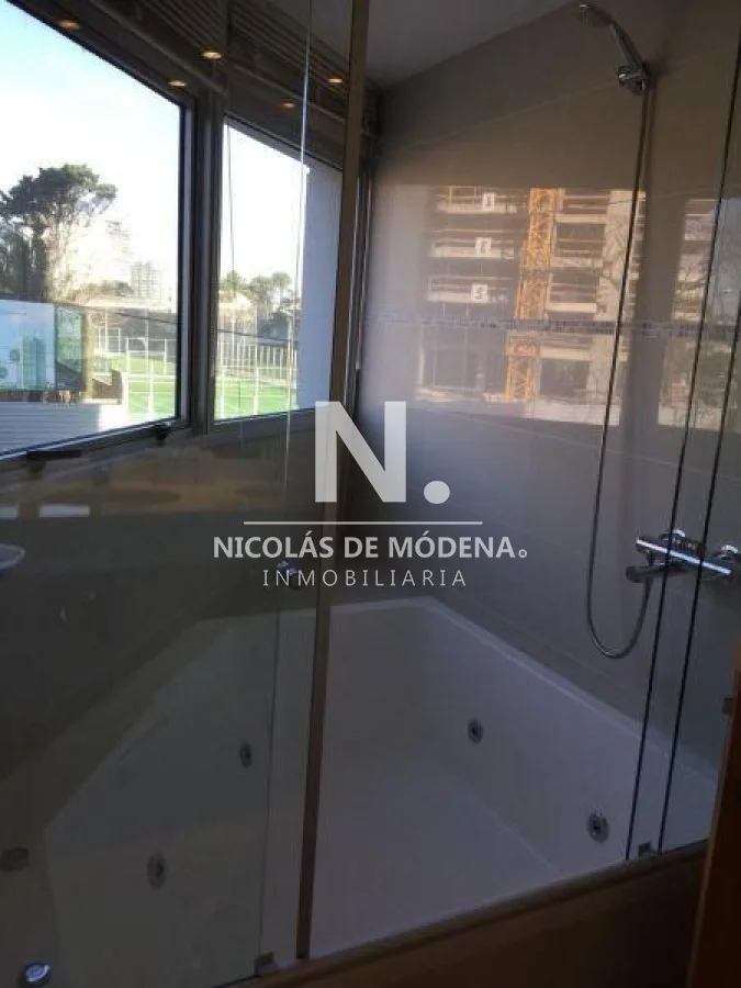 Apartamento en Playa Mansa, propiedad 24469 -Imagen 15