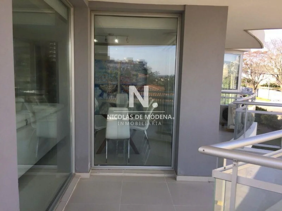 Apartamento en Playa Mansa, propiedad 24469 -Imagen 4