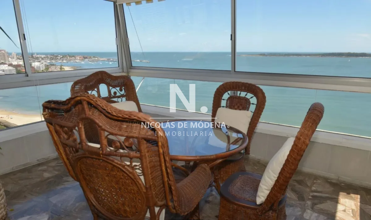 Apartamento en Playa Mansa, propiedad 24477 -Imagen 1