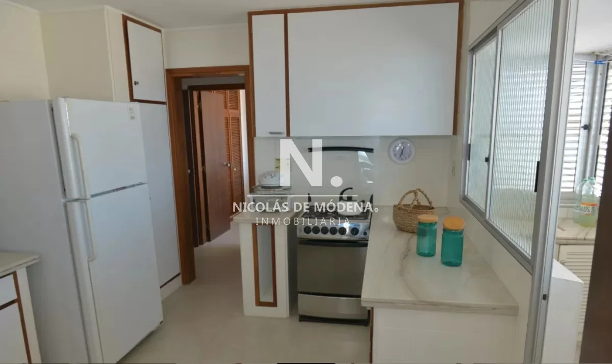 Apartamento en Playa Mansa, propiedad 24477 -Imagen 11