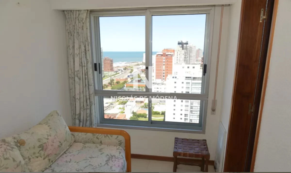 Apartamento en Playa Mansa, propiedad 24477 -Imagen 14