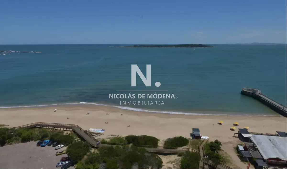 Apartamento en Playa Mansa, propiedad 24477 -Imagen 9