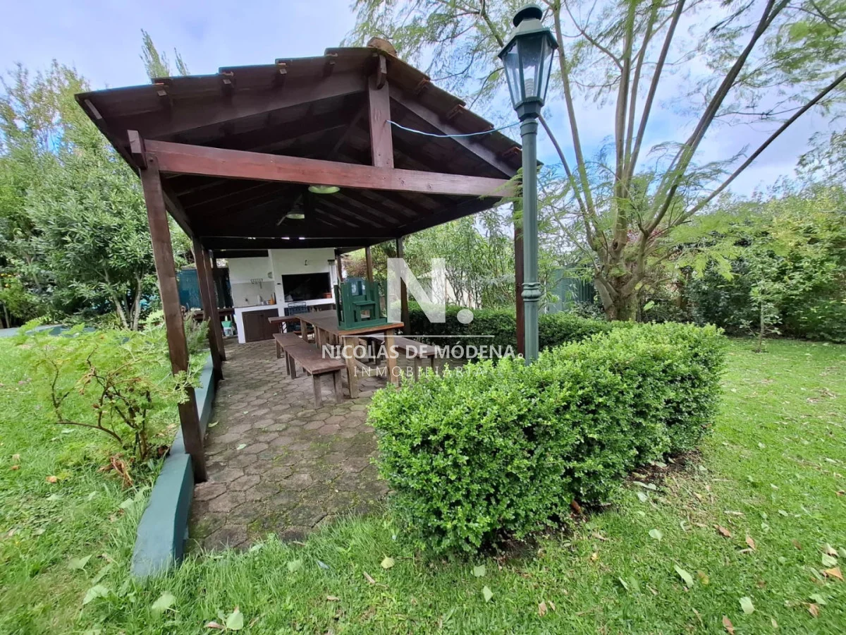 Casa en Pinares, propiedad 261275 -Imagen 2