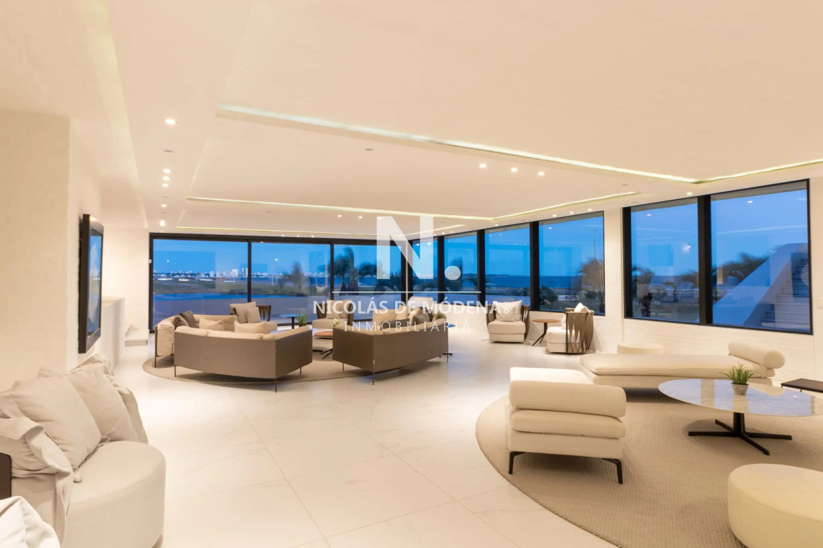 Apartamento en Playa Mansa, propiedad 272851 -Imagen 8