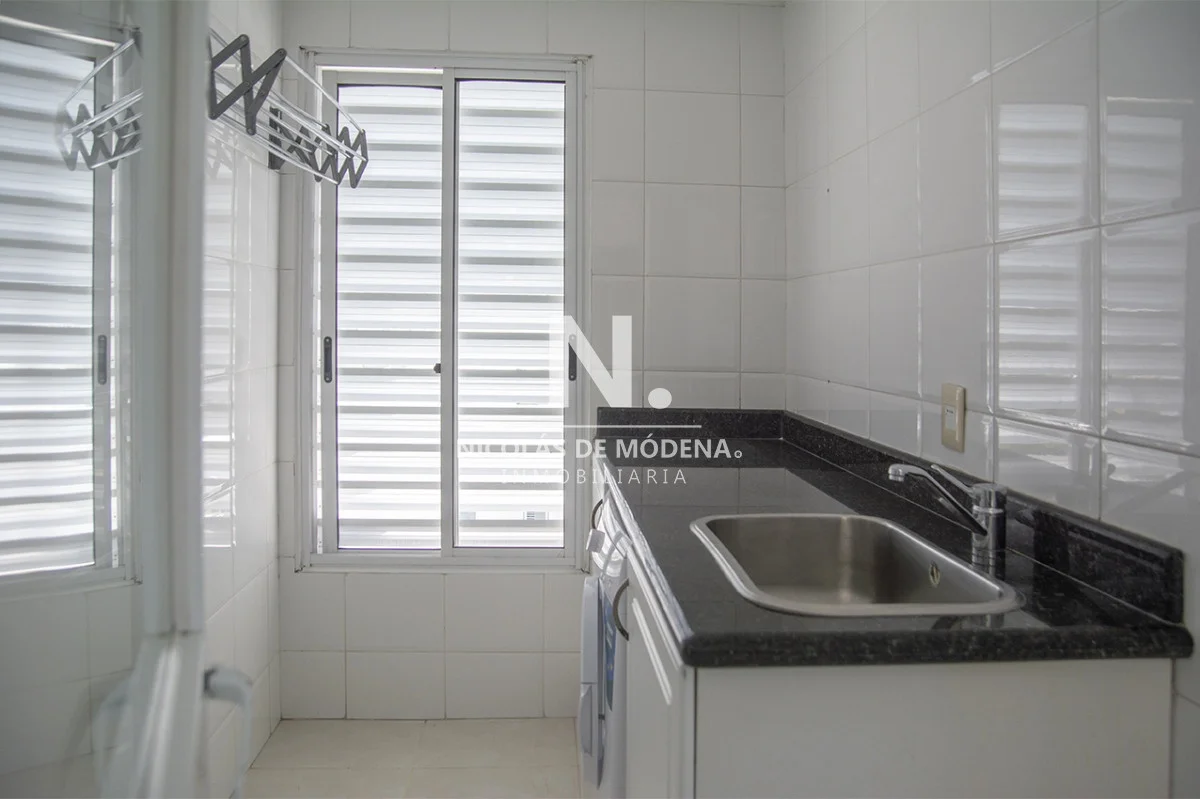 Apartamento en Playa Mansa, propiedad 27378 -Imagen 14