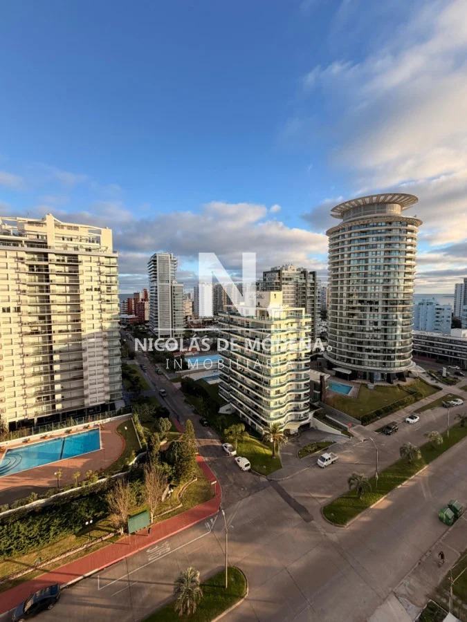 Apartamento en Av. Chiverta, propiedad 274135 -Imagen 1