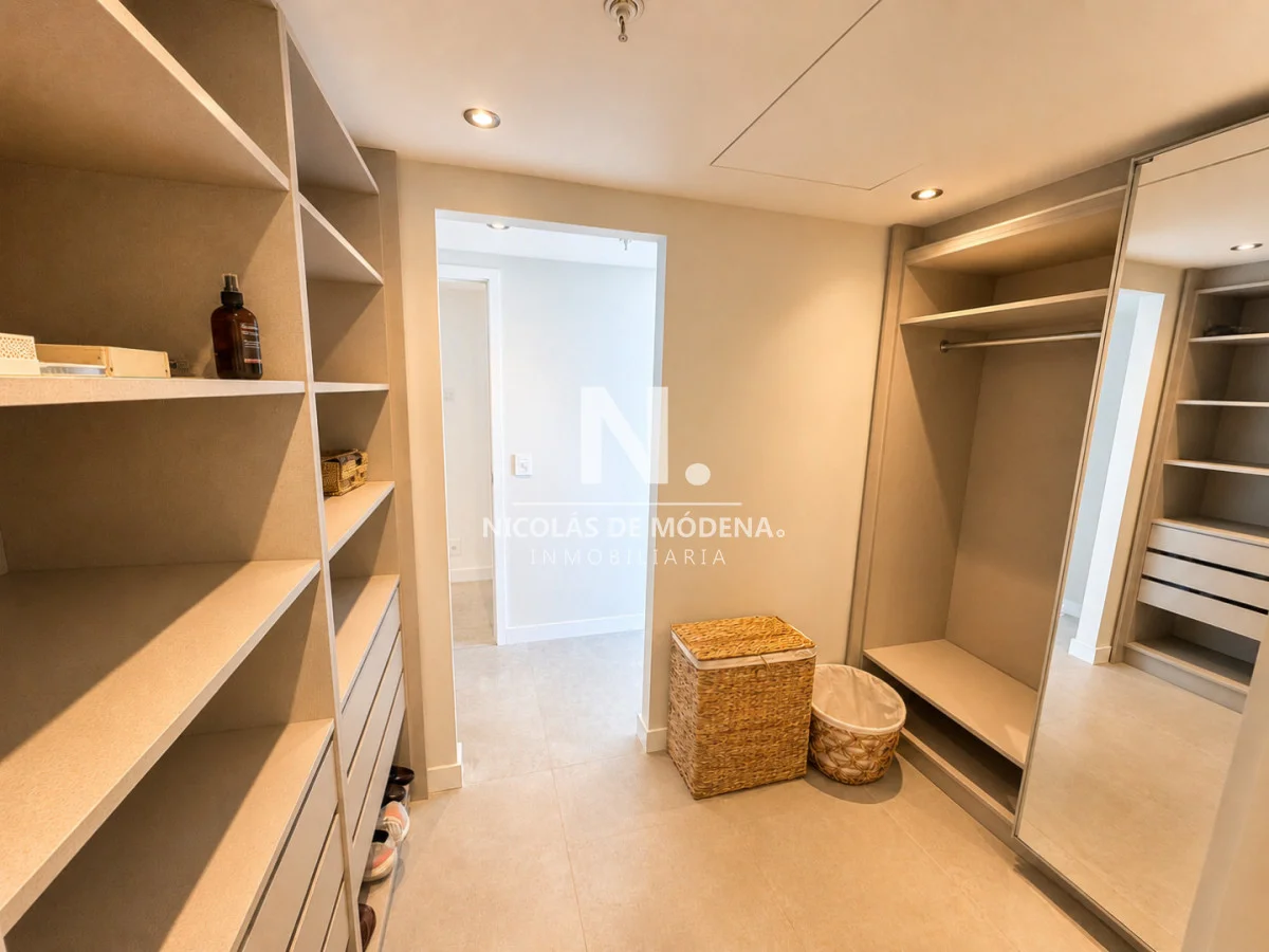 Apartamento en Playa Mansa, propiedad 274317 -Imagen 23
