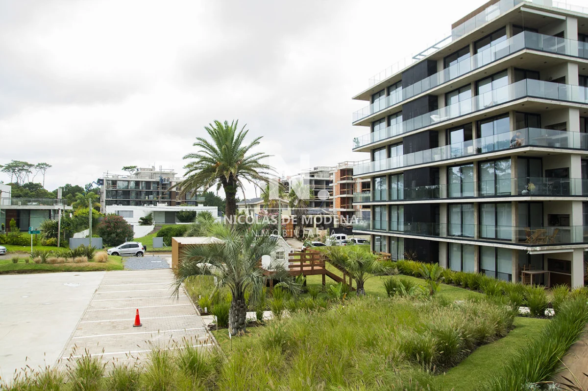 Apartamento en Pinares, propiedad 274381 -Imagen 2