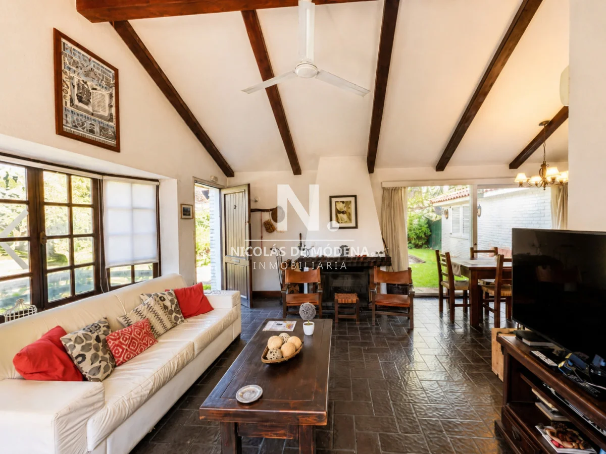 Casa en Pinares, propiedad 275853 -Imagen 2