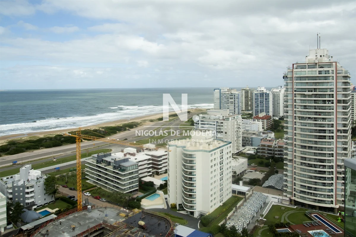 Apartamento en Playa Brava, propiedad 28076 -Imagen 3