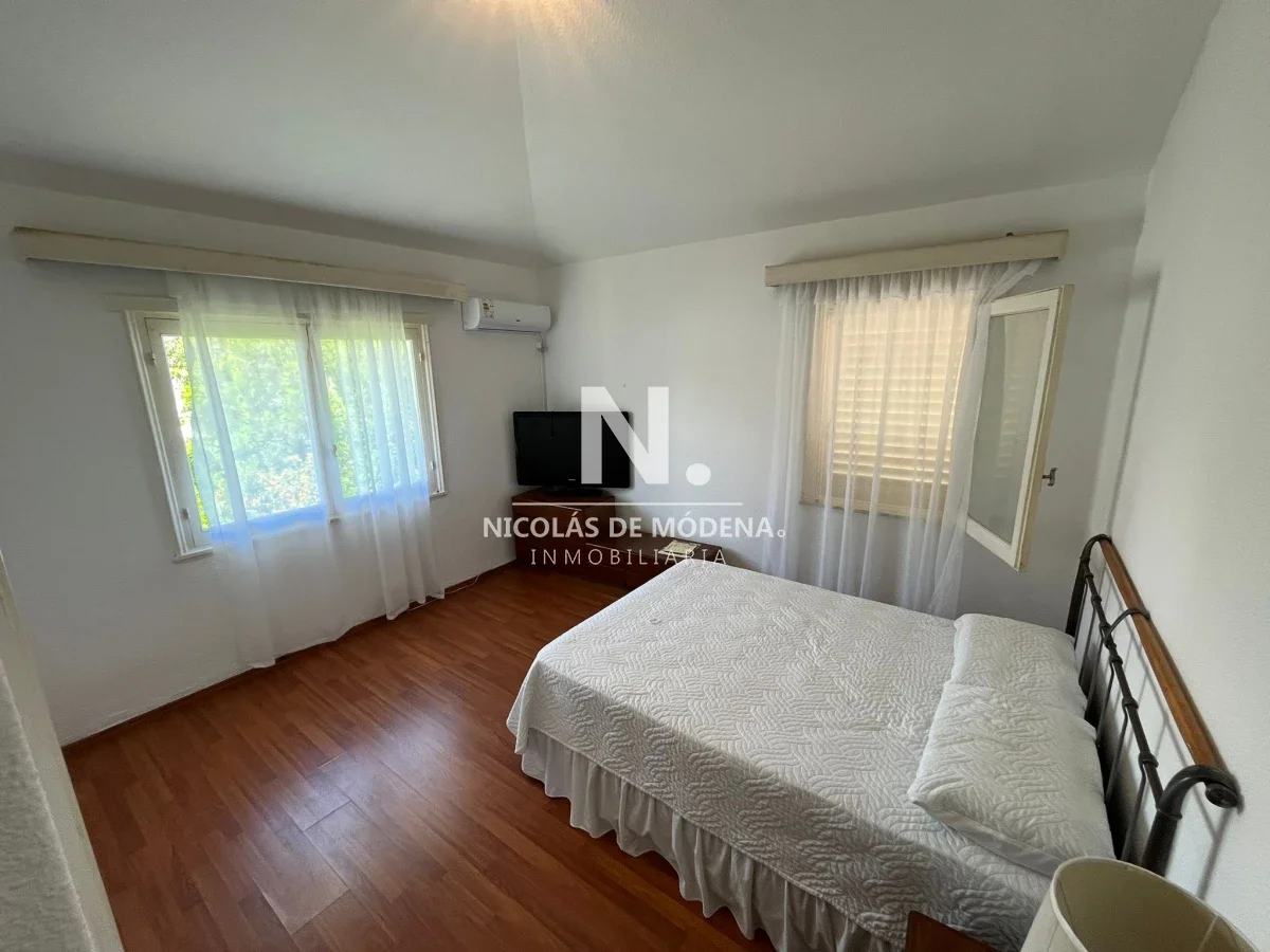 Casa en Playa Mansa, propiedad 297096 -Imagen 13