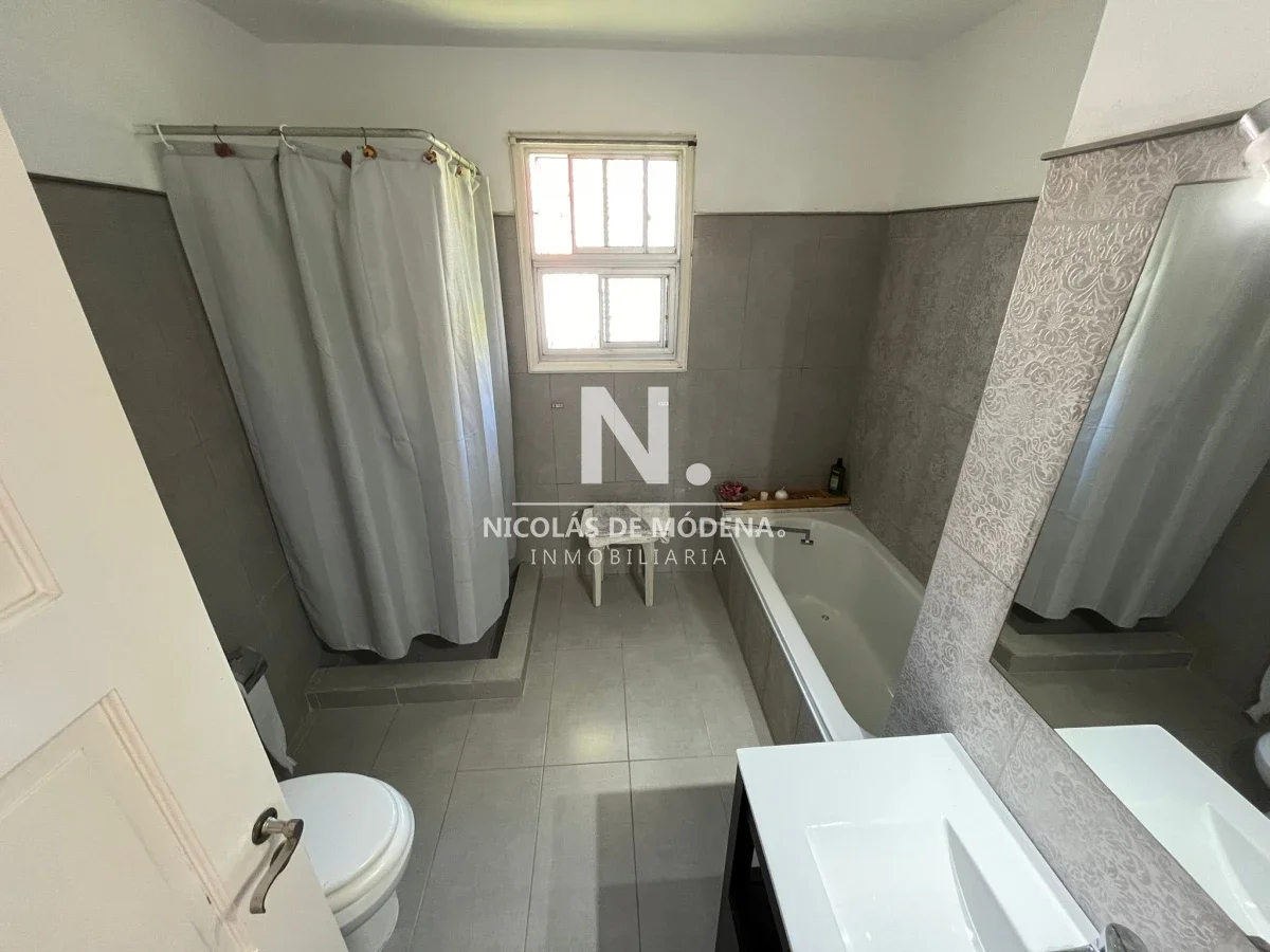 Casa en Playa Mansa, propiedad 297096 -Imagen 23