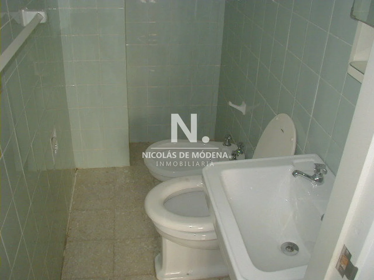 Apartamento en Playa Mansa, propiedad 36447 -Imagen 20