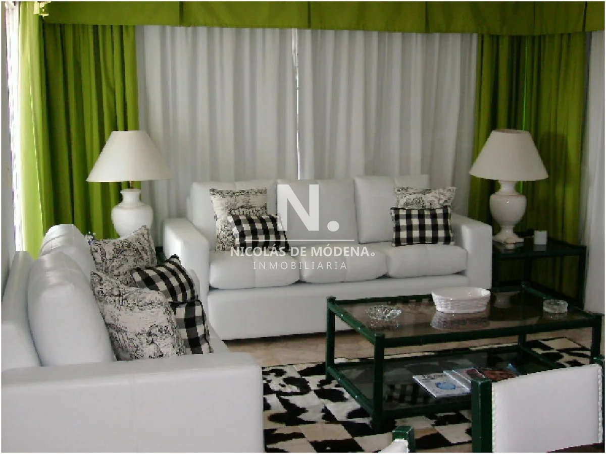 Apartamento en Playa Mansa, propiedad 36447 -Imagen 3