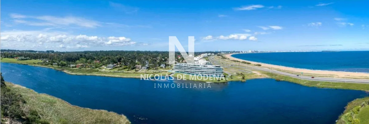 Apartamento en Playa Mansa, propiedad 40263 -Imagen 12