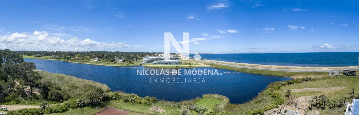 Apartamento en Playa Mansa, propiedad 40263 -Imagen 4