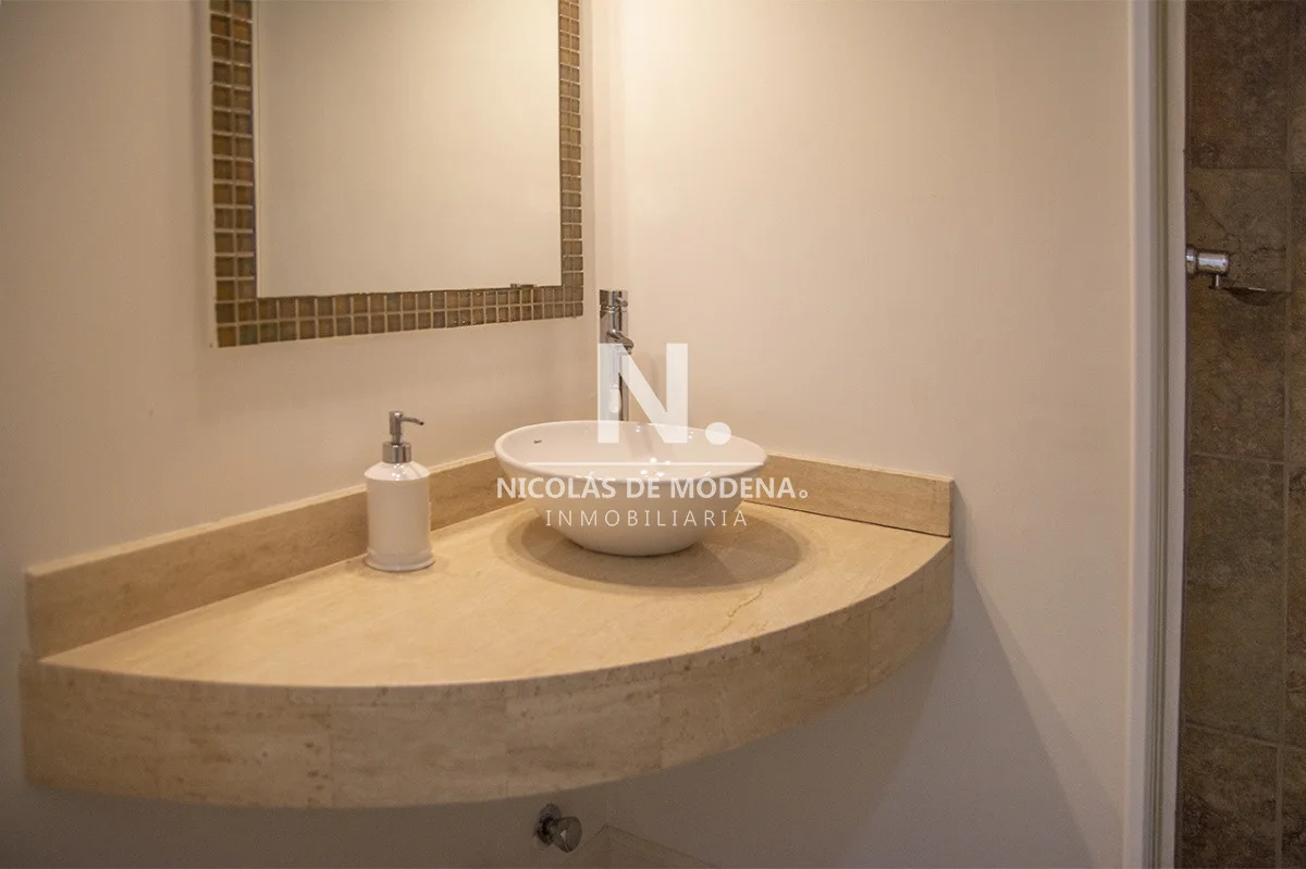 Apartamento en Playa Mansa, propiedad 40742 -Imagen 16