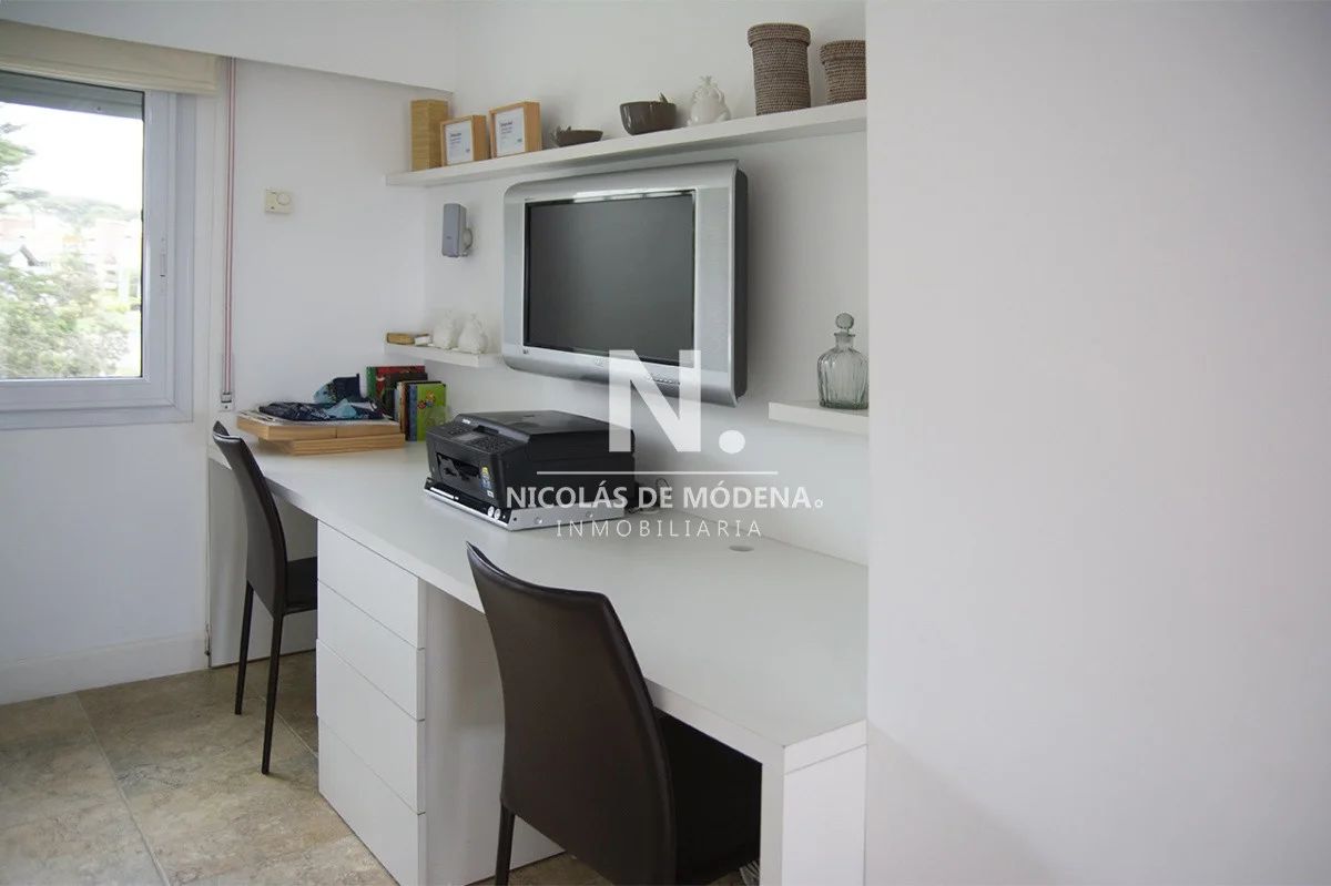 Apartamento en Playa Mansa, propiedad 40742 -Imagen 18