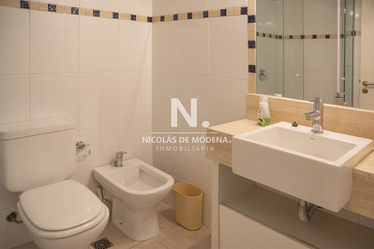 Apartamento en Playa Mansa, propiedad 40742 -Imagen 21