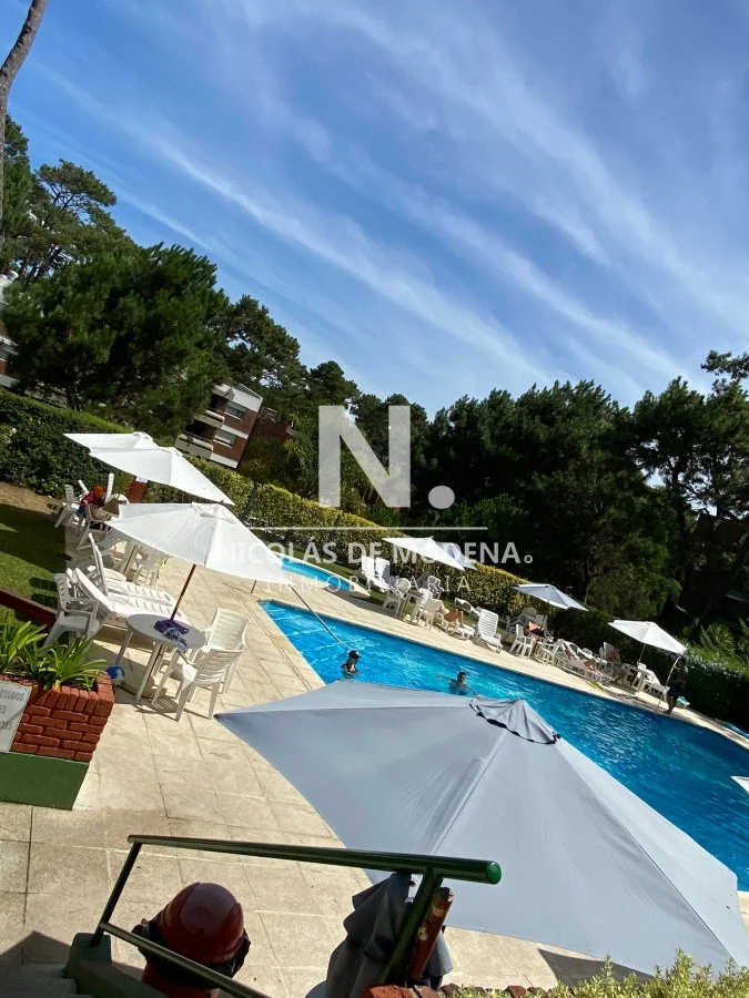 Apartamento en Playa Mansa, propiedad 41077 -Imagen 20