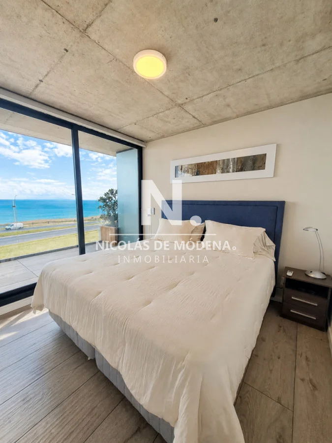 Apartamento en Playa Mansa, propiedad 61124 -Imagen 11