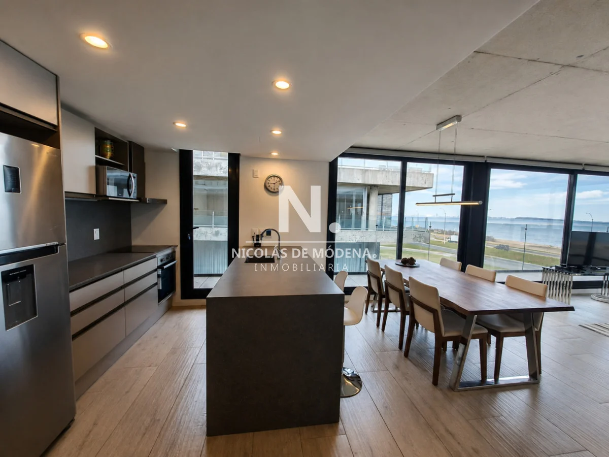 Apartamento en Playa Mansa, propiedad 61124 -Imagen 4