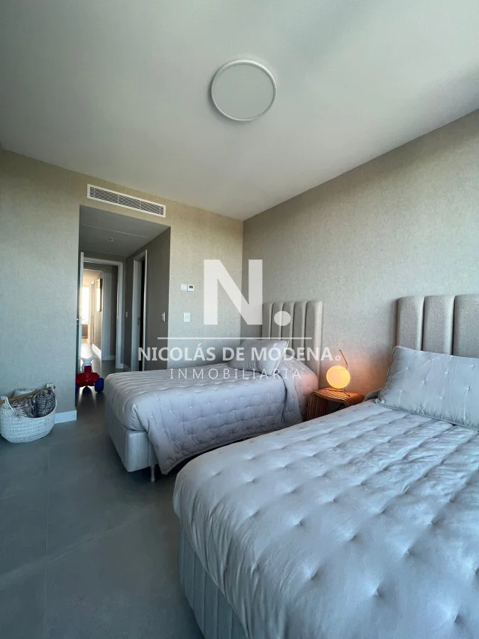 Apartamento en Playa Mansa, propiedad 66021 -Imagen 12