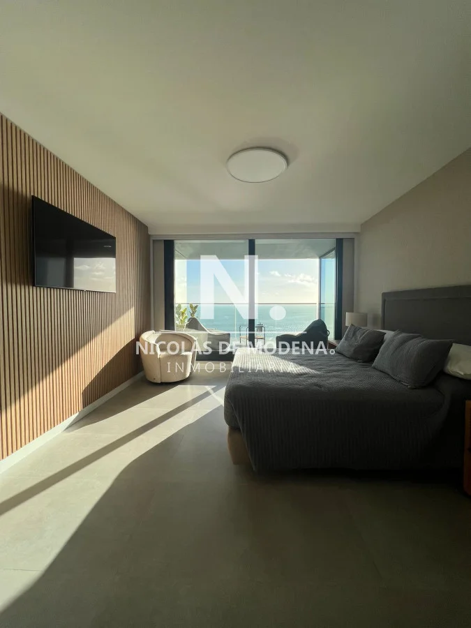 Apartamento en Playa Mansa, propiedad 66021 -Imagen 17