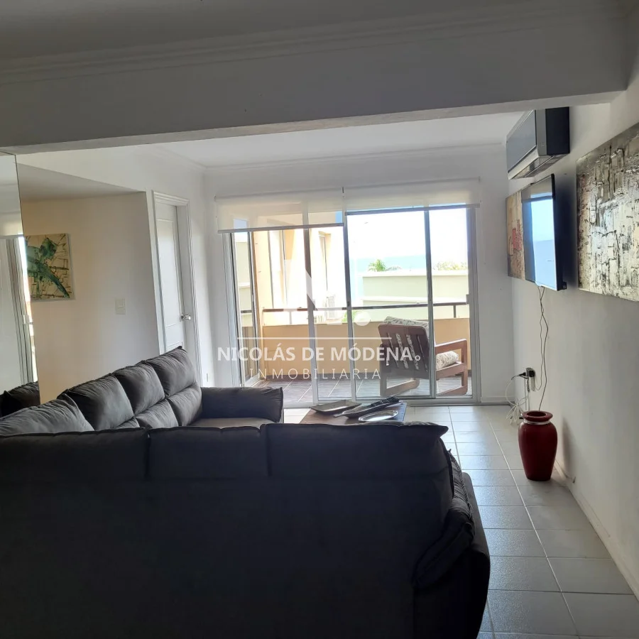 Apartamento en Pinares, propiedad 67048 -Imagen 2