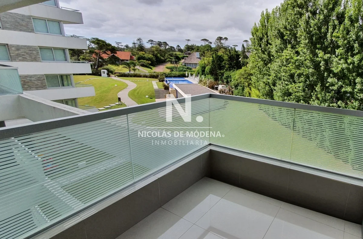 Apartamento en Pinares, propiedad 71139 -Imagen 2