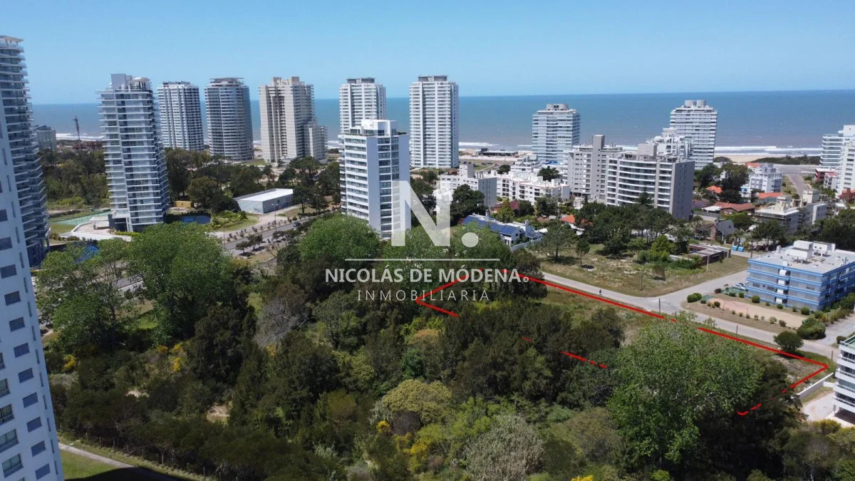Terreno en Playa Brava, propiedad 96690 -Imagen 2