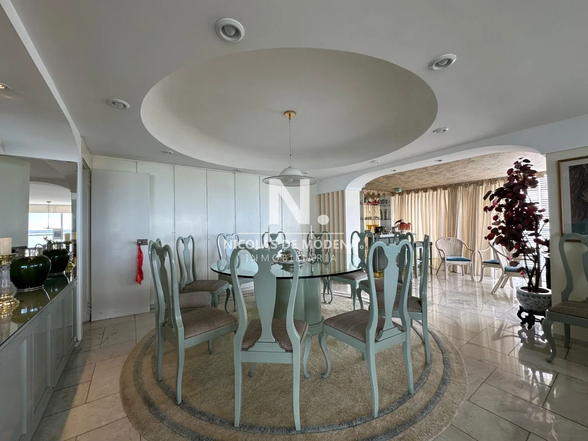 Apartamento en Playa Mansa, propiedad 98550 -Imagen 18