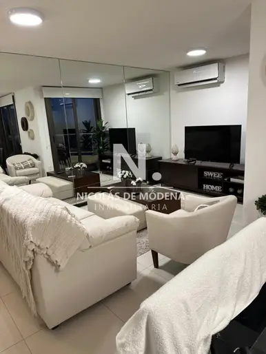 Vende apartamento en Roosevelt Punta del Este, de 3 dormitorios.