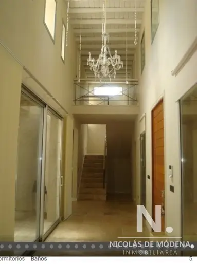 Hermosa casa con piscina