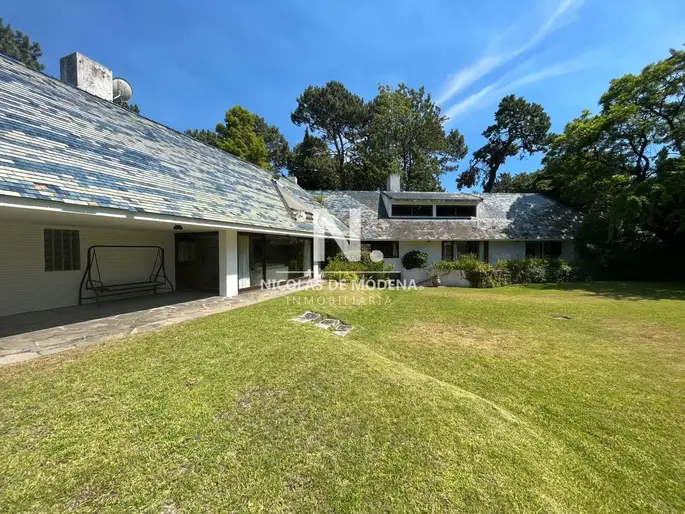En venta casa de 7 Dormitorios, en Mansa, Punta del Este.